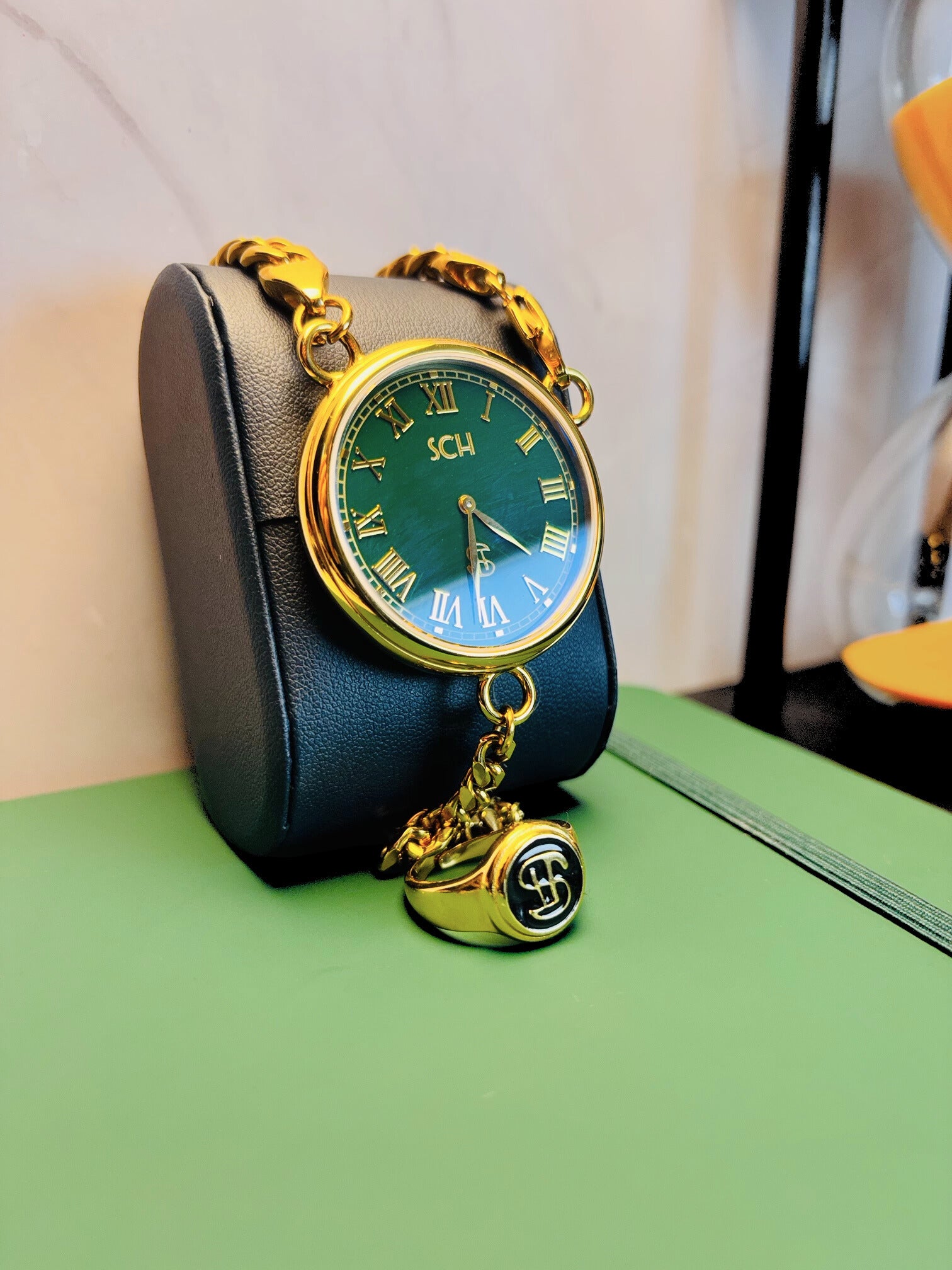SCH Emerald Gold — Swiss Quartz Luxury Timepiece